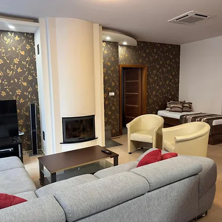 Bílá Hora - Roudná Apartman